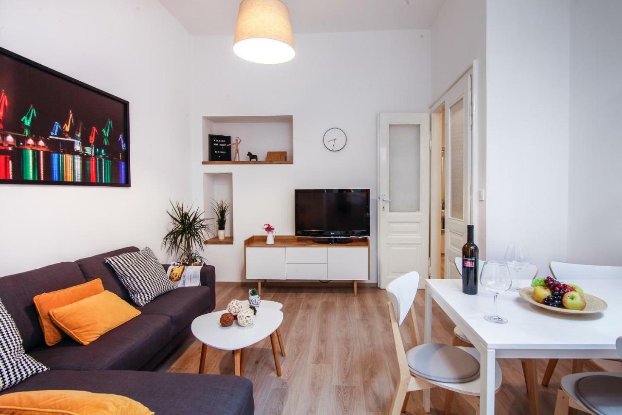 Apartment Kensi*** PUY Eksteriør bilde